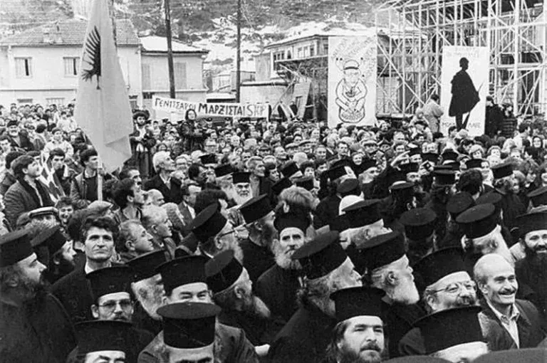 Διάψευσι τῶν ἀβάσιμων ἰσχυρισμῶν τοῦ κ. Π. Ἀνδριόπουλου στὸ ἱστολόγιο «Ἰδιωτικὴ Ὁδός» ὅτι ὁ π. Αὐγουστῖνος Καντιώτης ἀφώρισε πολλοὺς καὶ ὄχι μόνο τὸν Θεόδ. Ἀγγελόπουλο