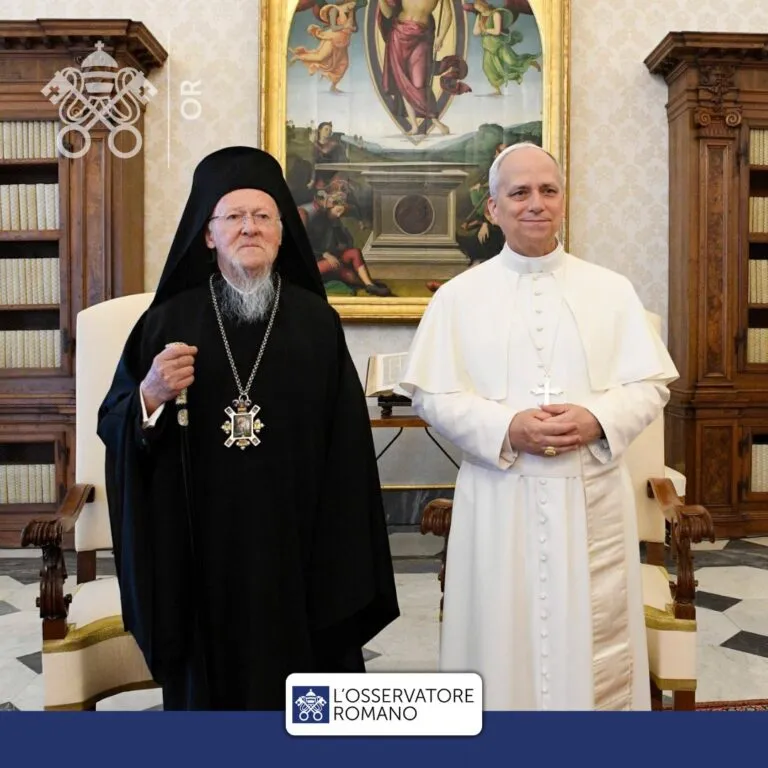 ΑΝΤΙΠΑΡΑΘΕΣΗ ΣΤΙΣ ΟΙΚΟΥΜΕΝΙΣΤΙΚΕΣ ΘΕΣΕΙΣ